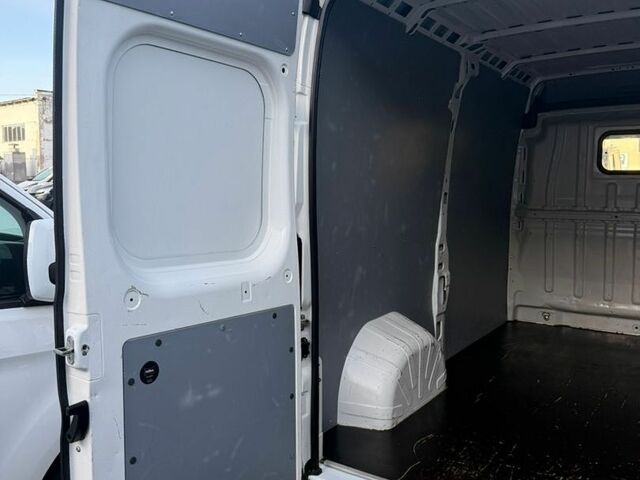 Черный Мерседес Sprinter, объемом двигателя 3 л и пробегом 320 тыс. км за 25990 $, фото 25 на Automoto.ua