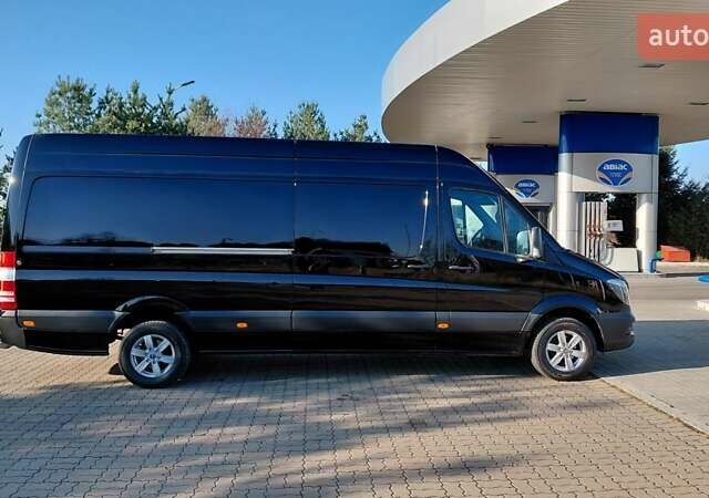 Чорний Мерседес Sprinter, об'ємом двигуна 2.2 л та пробігом 350 тис. км за 23185 $, фото 2 на Automoto.ua