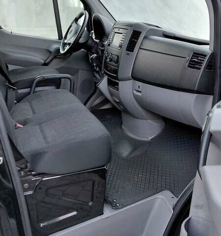 Чорний Мерседес Sprinter, об'ємом двигуна 2.2 л та пробігом 350 тис. км за 23185 $, фото 10 на Automoto.ua