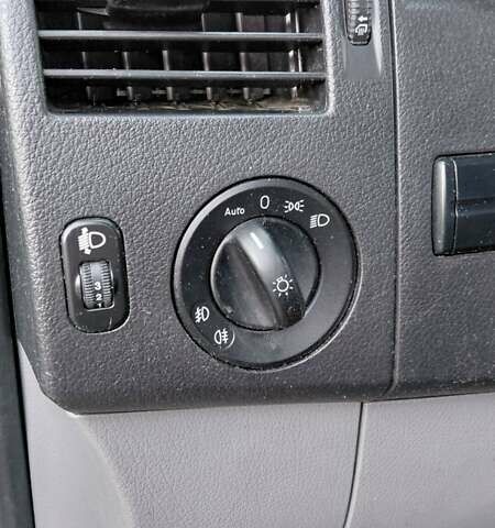 Чорний Мерседес Sprinter, об'ємом двигуна 2.2 л та пробігом 350 тис. км за 23185 $, фото 16 на Automoto.ua