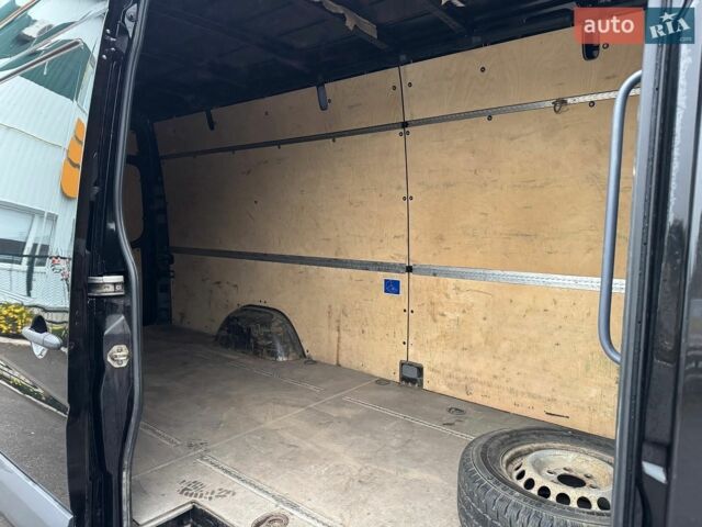 Черный Мерседес Sprinter, объемом двигателя 2.2 л и пробегом 148 тыс. км за 29999 $, фото 11 на Automoto.ua