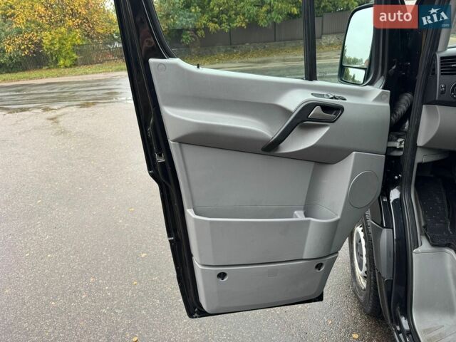 Чорний Мерседес Sprinter, об'ємом двигуна 2.2 л та пробігом 148 тис. км за 29999 $, фото 8 на Automoto.ua