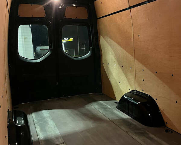 Чорний Мерседес Sprinter, об'ємом двигуна 2.2 л та пробігом 372 тис. км за 25500 $, фото 33 на Automoto.ua