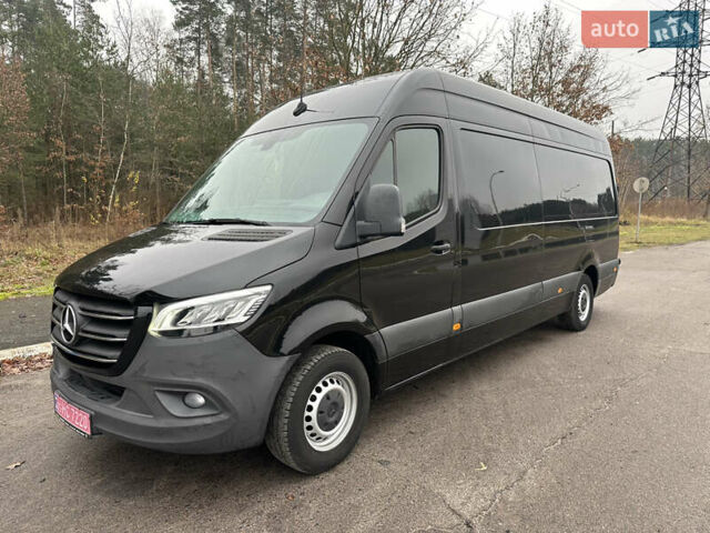 Черный Мерседес Sprinter, объемом двигателя 2.2 л и пробегом 370 тыс. км за 23800 $, фото 5 на Automoto.ua