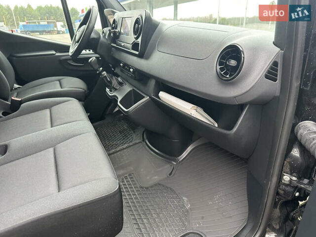 Черный Мерседес Sprinter, объемом двигателя 2.2 л и пробегом 370 тыс. км за 23800 $, фото 27 на Automoto.ua