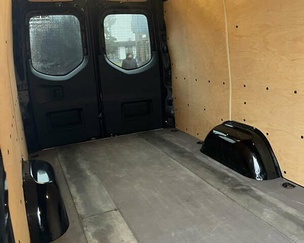Чорний Мерседес Sprinter, об'ємом двигуна 2.2 л та пробігом 372 тис. км за 25500 $, фото 22 на Automoto.ua