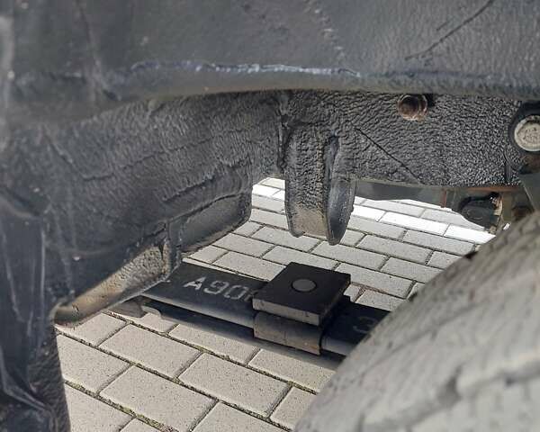 Черный Мерседес Sprinter, объемом двигателя 3 л и пробегом 280 тыс. км за 34822 $, фото 5 на Automoto.ua