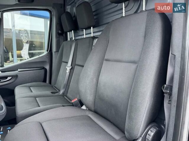 Чорний Мерседес Sprinter, об'ємом двигуна 2.2 л та пробігом 204 тис. км за 29990 $, фото 21 на Automoto.ua
