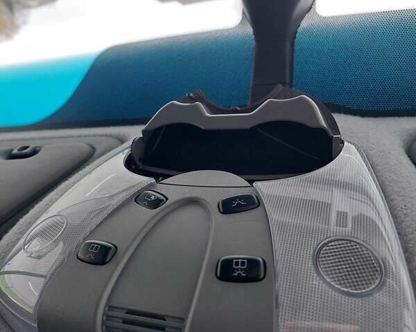 Черный Мерседес Sprinter, объемом двигателя 3 л и пробегом 280 тыс. км за 34822 $, фото 14 на Automoto.ua