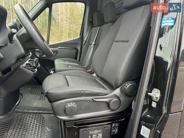 Черный Мерседес Sprinter, объемом двигателя 2.2 л и пробегом 370 тыс. км за 23800 $, фото 20 на Automoto.ua