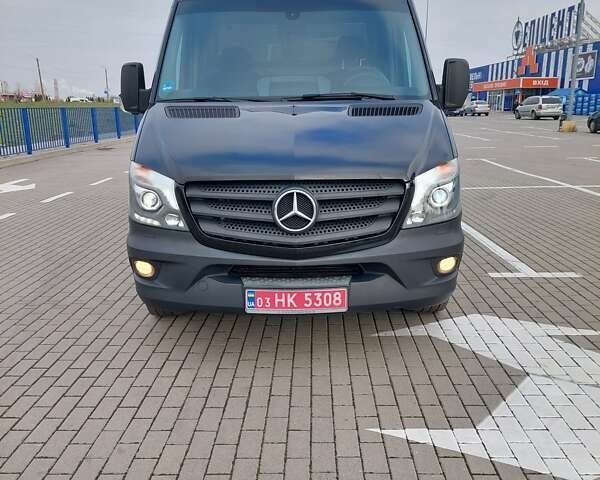 Черный Мерседес Sprinter, объемом двигателя 3 л и пробегом 280 тыс. км за 34822 $, фото 12 на Automoto.ua
