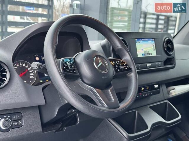 Чорний Мерседес Sprinter, об'ємом двигуна 2.2 л та пробігом 204 тис. км за 29990 $, фото 16 на Automoto.ua