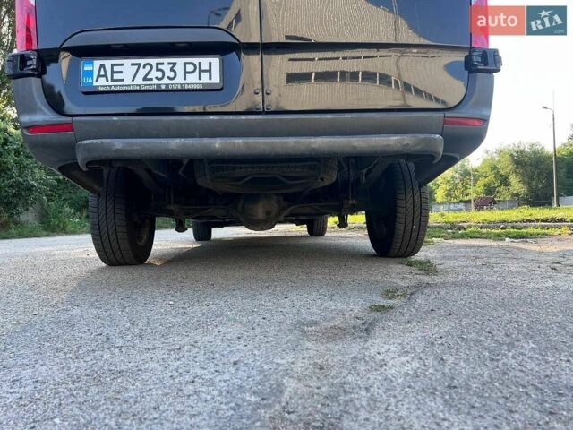 Черный Мерседес Sprinter, объемом двигателя 2.14 л и пробегом 442 тыс. км за 24900 $, фото 7 на Automoto.ua
