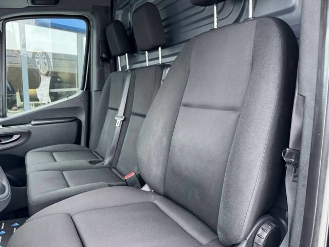 Черный Мерседес Sprinter, объемом двигателя 2.2 л и пробегом 202 тыс. км за 29990 $, фото 21 на Automoto.ua