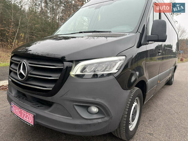 Черный Мерседес Sprinter, объемом двигателя 2.2 л и пробегом 370 тыс. км за 23800 $, фото 12 на Automoto.ua