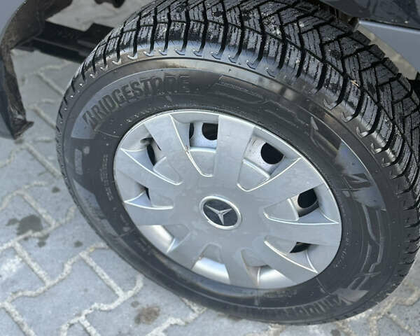 Чорний Мерседес Sprinter, об'ємом двигуна 0 л та пробігом 255 тис. км за 23900 $, фото 8 на Automoto.ua