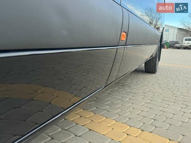 Черный Мерседес Sprinter, объемом двигателя 3 л и пробегом 196 тыс. км за 39900 $, фото 49 на Automoto.ua