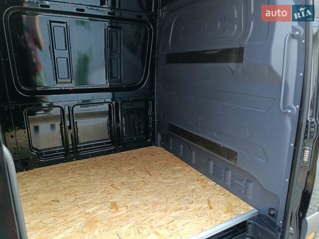 Черный Мерседес Sprinter, объемом двигателя 3 л и пробегом 196 тыс. км за 39900 $, фото 71 на Automoto.ua