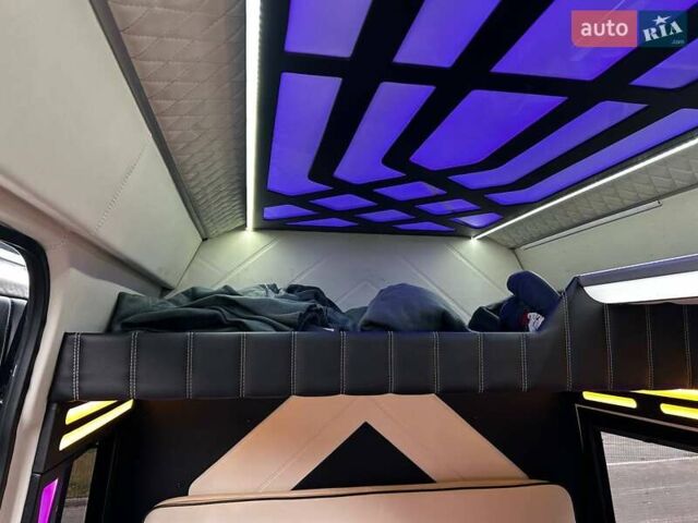 Чорний Мерседес Sprinter, об'ємом двигуна 2.14 л та пробігом 510 тис. км за 46500 $, фото 10 на Automoto.ua