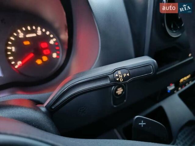 Черный Мерседес Sprinter, объемом двигателя 3 л и пробегом 196 тыс. км за 39900 $, фото 55 на Automoto.ua