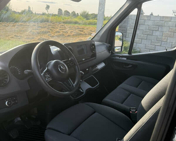 Чорний Мерседес Sprinter, об'ємом двигуна 0 л та пробігом 255 тис. км за 23900 $, фото 11 на Automoto.ua