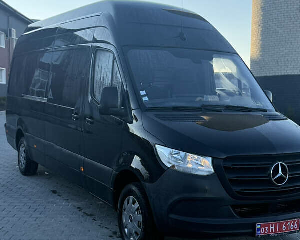 Чорний Мерседес Sprinter, об'ємом двигуна 0 л та пробігом 255 тис. км за 23900 $, фото 3 на Automoto.ua
