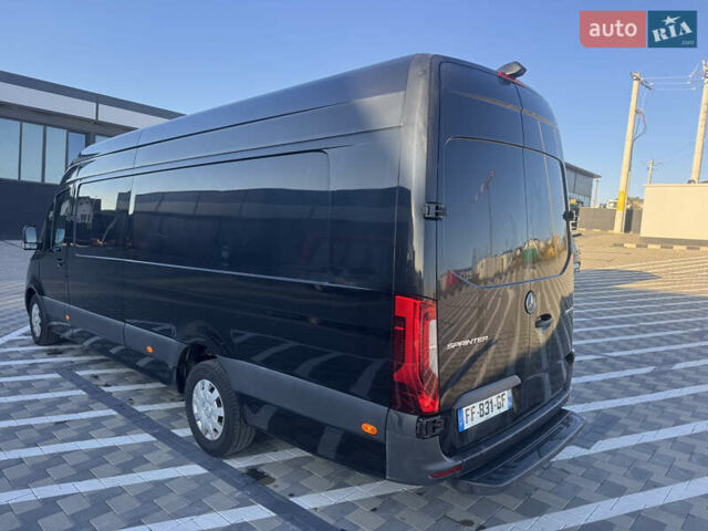 Черный Мерседес Sprinter, объемом двигателя 0 л и пробегом 430 тыс. км за 44977 $, фото 19 на Automoto.ua