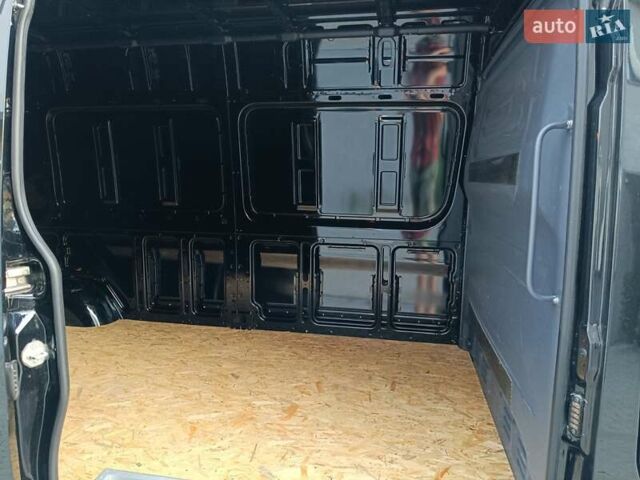 Черный Мерседес Sprinter, объемом двигателя 3 л и пробегом 196 тыс. км за 39900 $, фото 70 на Automoto.ua