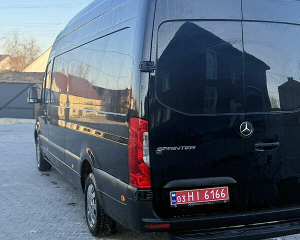 Чорний Мерседес Sprinter, об'ємом двигуна 0 л та пробігом 255 тис. км за 23900 $, фото 6 на Automoto.ua