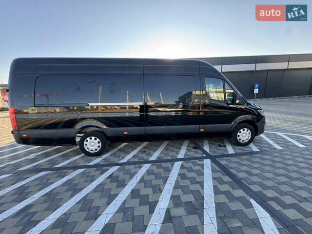 Черный Мерседес Sprinter, объемом двигателя 0 л и пробегом 430 тыс. км за 44977 $, фото 16 на Automoto.ua