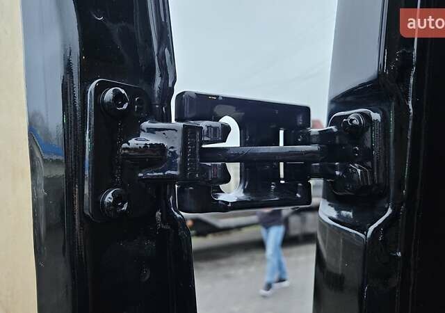 Чорний Мерседес Sprinter, об'ємом двигуна 3 л та пробігом 265 тис. км за 37500 $, фото 43 на Automoto.ua