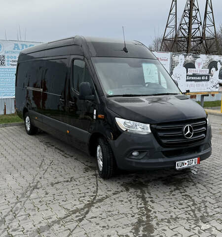Черный Мерседес Sprinter, объемом двигателя 2.14 л и пробегом 170 тыс. км за 28975 $, фото 8 на Automoto.ua