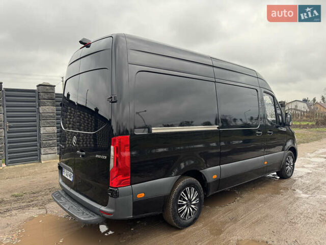 Черный Мерседес Sprinter, объемом двигателя 2.2 л и пробегом 204 тыс. км за 27500 $, фото 6 на Automoto.ua