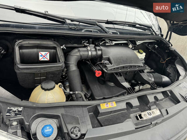 Черный Мерседес Sprinter, объемом двигателя 2.2 л и пробегом 288 тыс. км за 27700 $, фото 16 на Automoto.ua