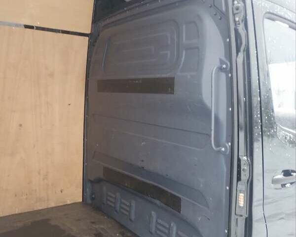 Черный Мерседес Sprinter, объемом двигателя 2.2 л и пробегом 283 тыс. км за 23500 $, фото 19 на Automoto.ua