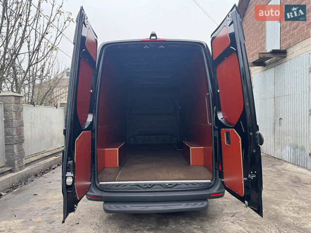 Черный Мерседес Sprinter, объемом двигателя 2.2 л и пробегом 288 тыс. км за 27700 $, фото 31 на Automoto.ua