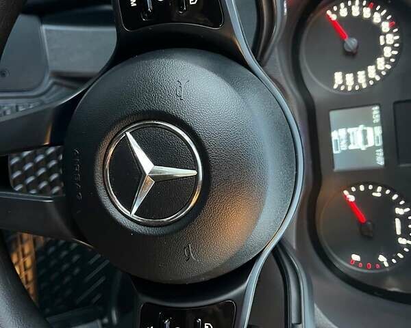 Чорний Мерседес Sprinter, об'ємом двигуна 2.2 л та пробігом 223 тис. км за 26800 $, фото 61 на Automoto.ua