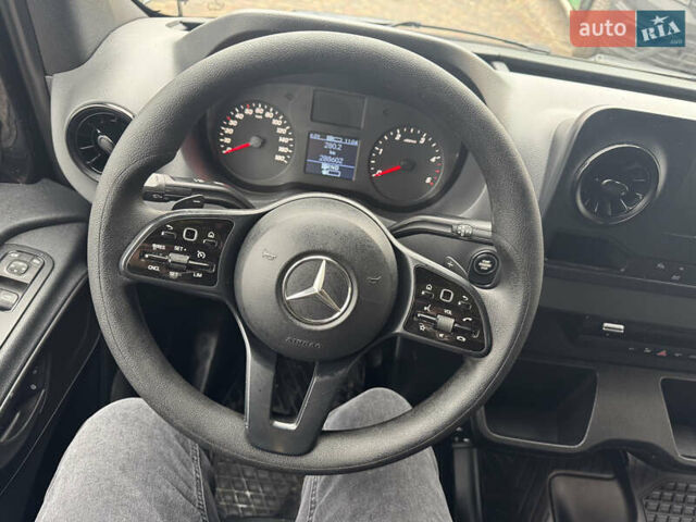 Черный Мерседес Sprinter, объемом двигателя 2.2 л и пробегом 288 тыс. км за 27700 $, фото 26 на Automoto.ua