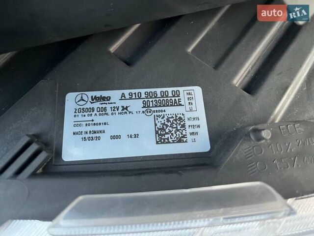 Чорний Мерседес Sprinter, об'ємом двигуна 2.2 л та пробігом 223 тис. км за 26800 $, фото 47 на Automoto.ua