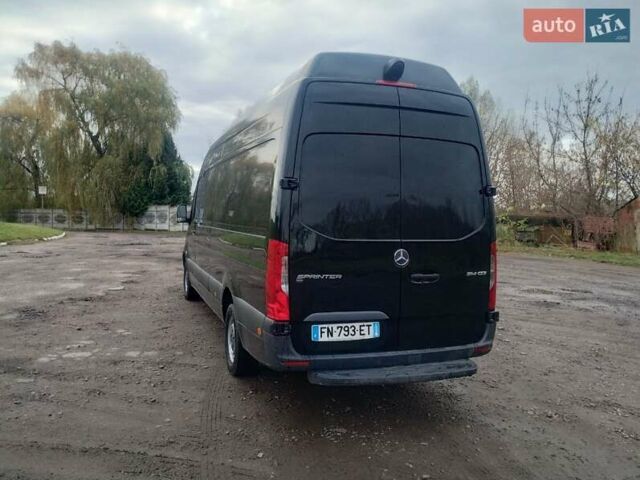 Черный Мерседес Sprinter, объемом двигателя 2.2 л и пробегом 282 тыс. км за 22800 $, фото 5 на Automoto.ua