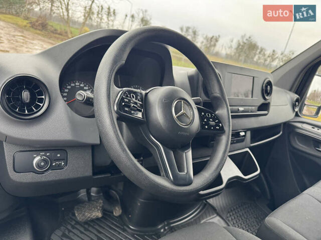 Черный Мерседес Sprinter, объемом двигателя 2.2 л и пробегом 204 тыс. км за 27500 $, фото 27 на Automoto.ua
