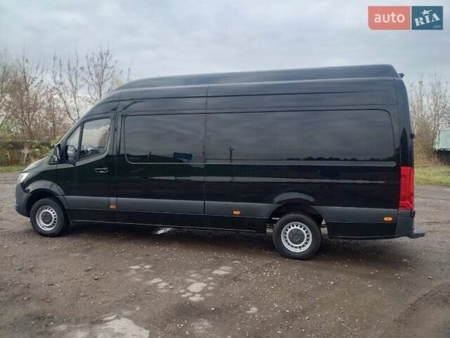 Черный Мерседес Sprinter, объемом двигателя 2.2 л и пробегом 282 тыс. км за 22800 $, фото 3 на Automoto.ua