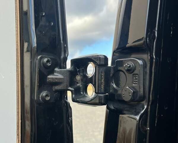 Чорний Мерседес Sprinter, об'ємом двигуна 2.2 л та пробігом 223 тис. км за 26800 $, фото 22 на Automoto.ua