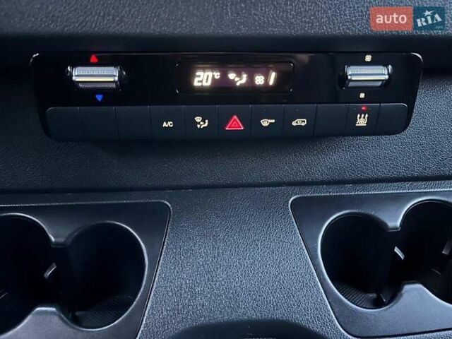 Чорний Мерседес Sprinter, об'ємом двигуна 2.2 л та пробігом 223 тис. км за 26800 $, фото 74 на Automoto.ua