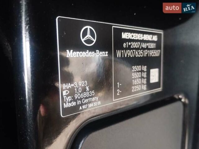 Черный Мерседес Sprinter, объемом двигателя 2.2 л и пробегом 282 тыс. км за 22800 $, фото 31 на Automoto.ua