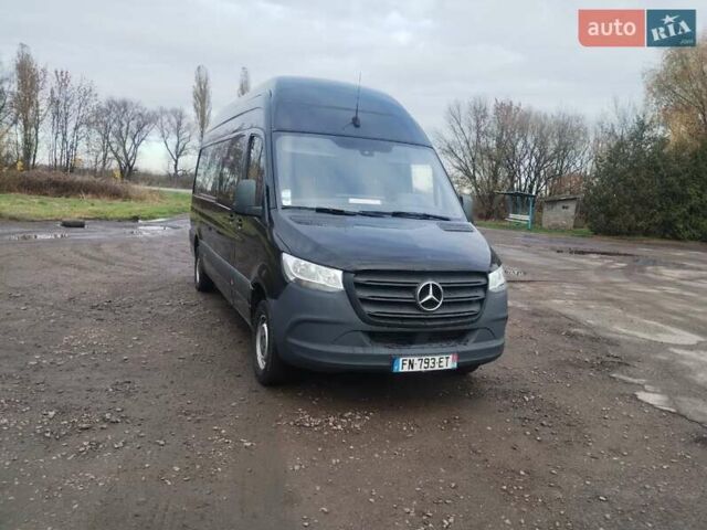 Черный Мерседес Sprinter, объемом двигателя 2.2 л и пробегом 282 тыс. км за 22800 $, фото 11 на Automoto.ua