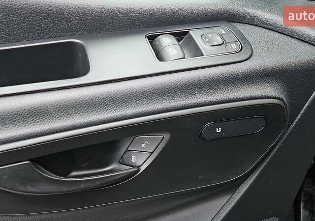 Чорний Мерседес Sprinter, об'ємом двигуна 3 л та пробігом 265 тис. км за 37500 $, фото 18 на Automoto.ua