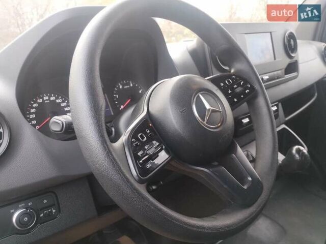 Черный Мерседес Sprinter, объемом двигателя 2.2 л и пробегом 282 тыс. км за 22800 $, фото 15 на Automoto.ua