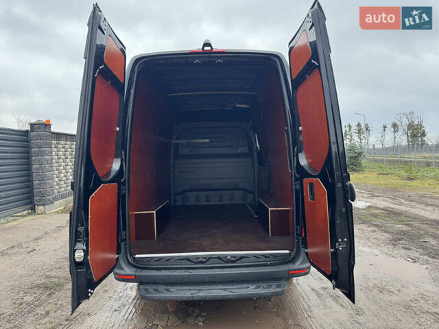 Черный Мерседес Sprinter, объемом двигателя 2.2 л и пробегом 204 тыс. км за 27500 $, фото 10 на Automoto.ua