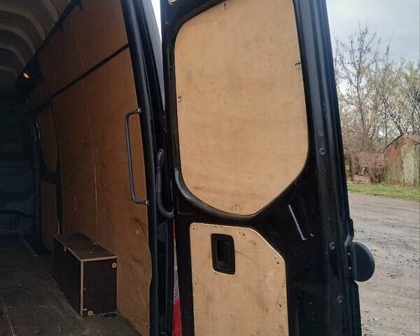 Черный Мерседес Sprinter, объемом двигателя 2.2 л и пробегом 282 тыс. км за 22800 $, фото 25 на Automoto.ua